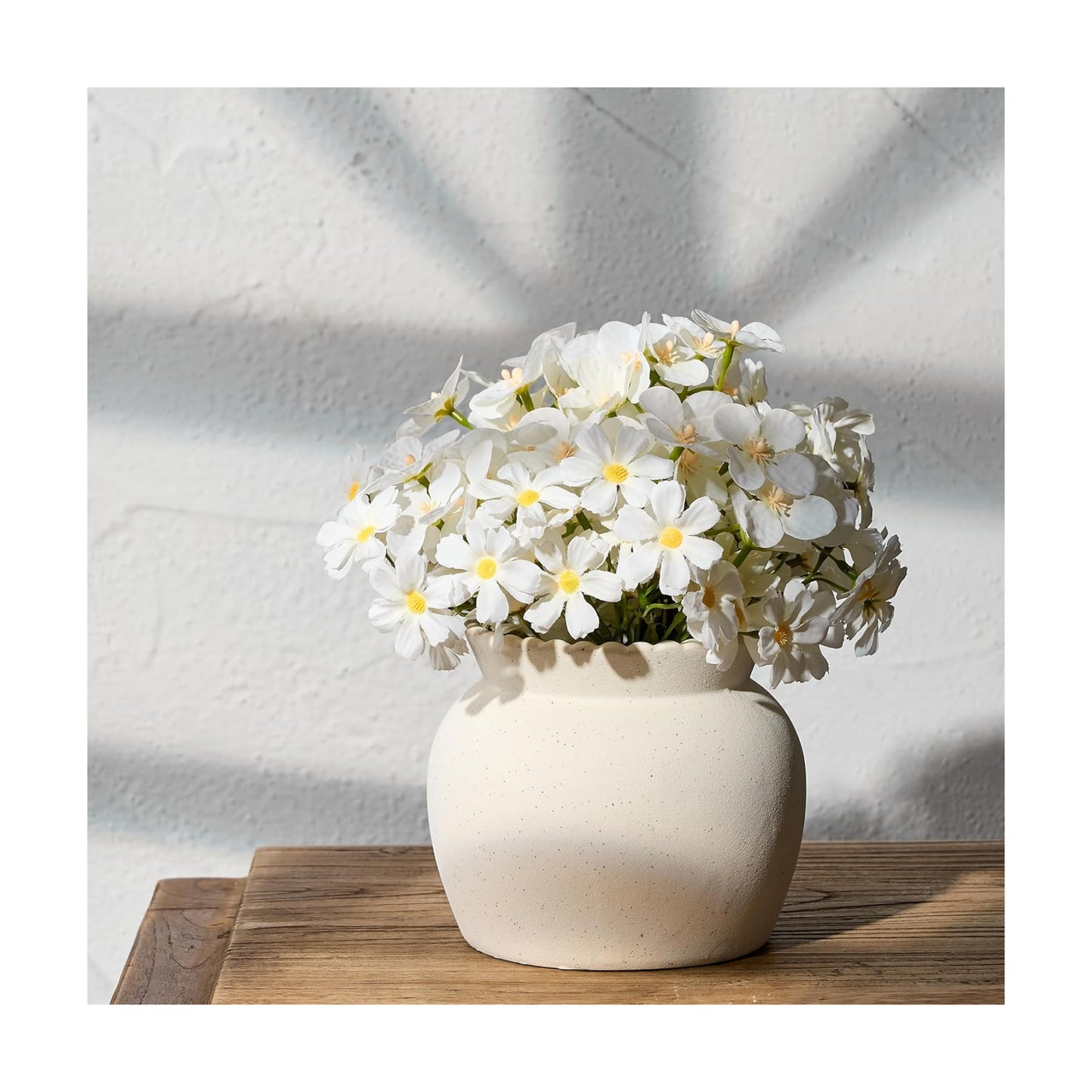 Ceramic Flower Vase / 18967-white / 4.8 Inch