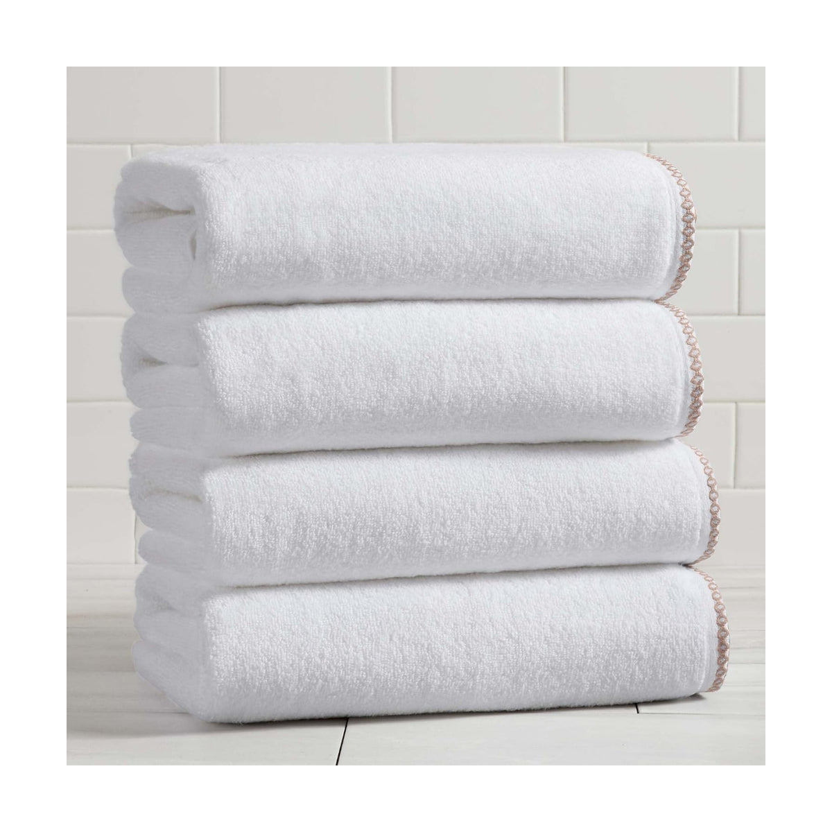 Great Bay Home White/Rosewood Bath Towel Set - Ultra-Soft Cotton, Boho-Chic Border Design - 4 Bath Towels (54" x 30")