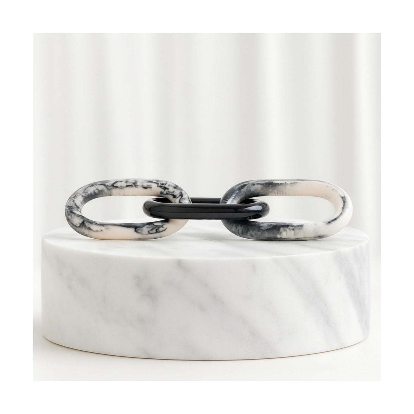 Modern Home Decor Accent / Black/white