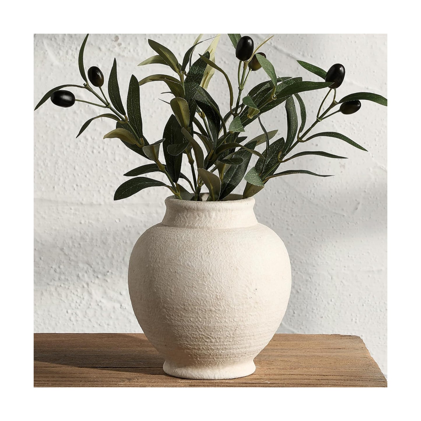 Ceramic Rustic Farmhouse Vase / 6.1" - W