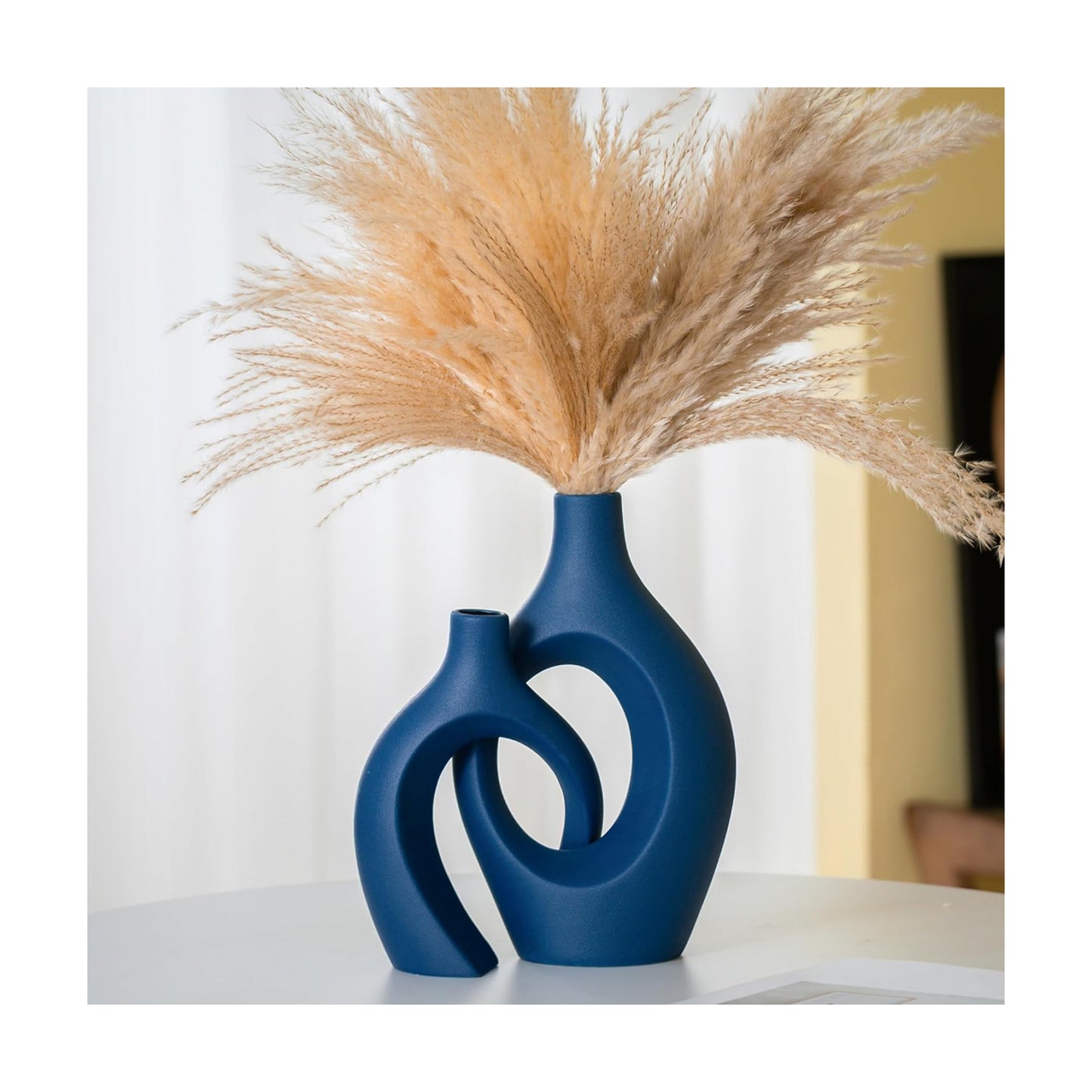 Lvases Snuggle Hollow Ceramic Vase of 2, Modern Minimalist Decorative Vases