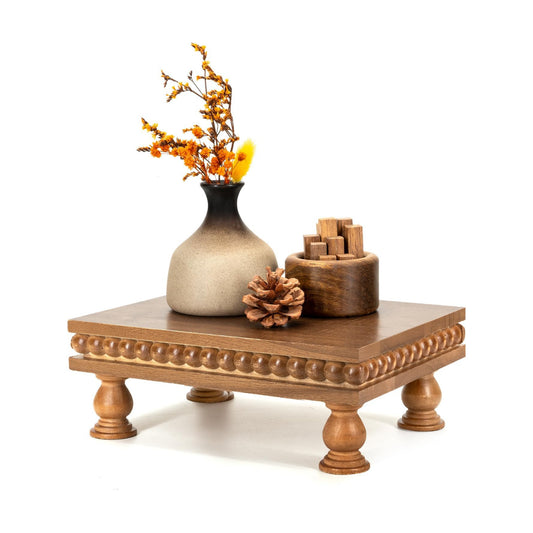 Rustic Pedestal Stand for Displaying Home Decorations / Brown