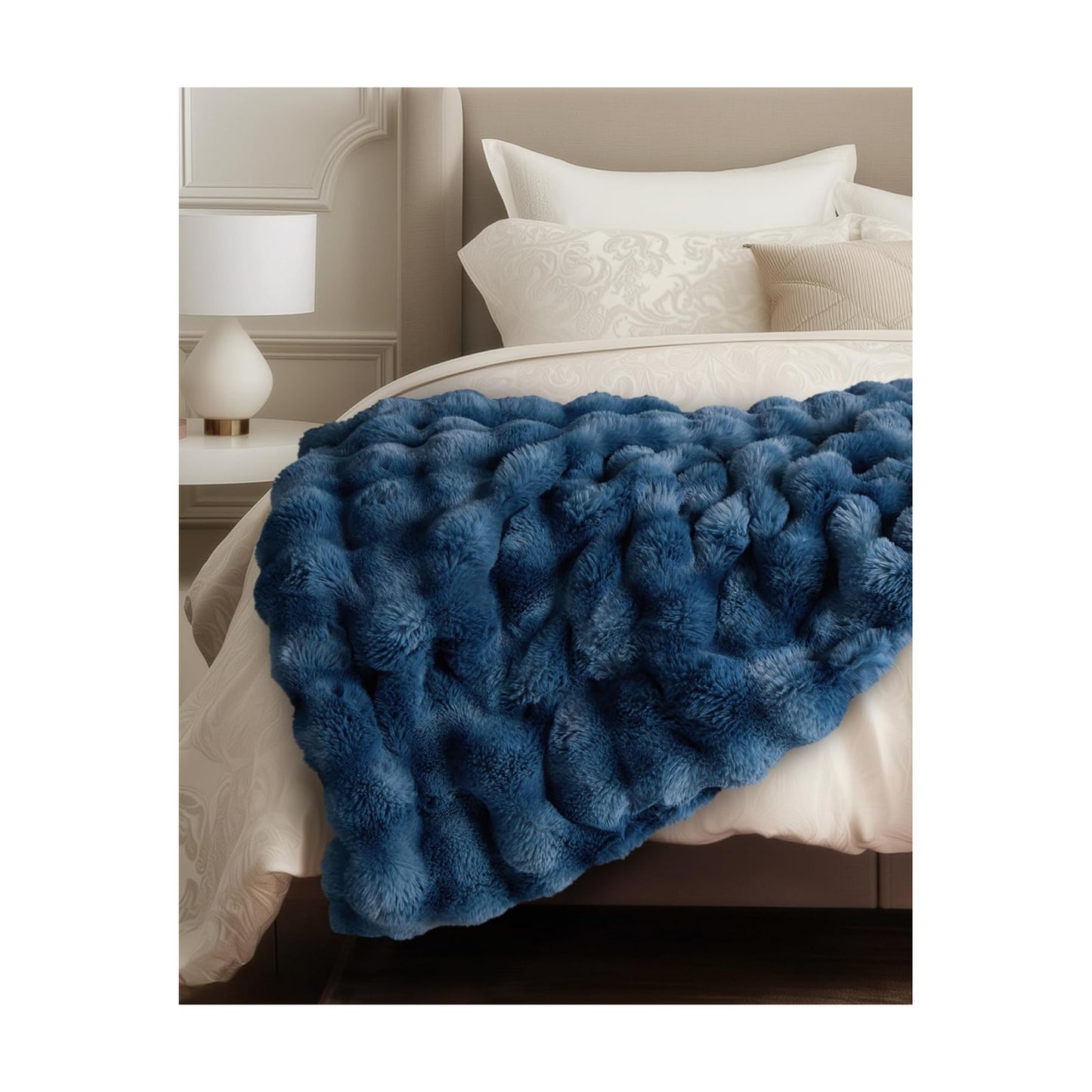 Ultra Soft Cozy Faux Fur Throw Blanket, Fuzzy Plush Thick Bubble Blanket, Oversize Luxury Fluffy Blanket for Couch