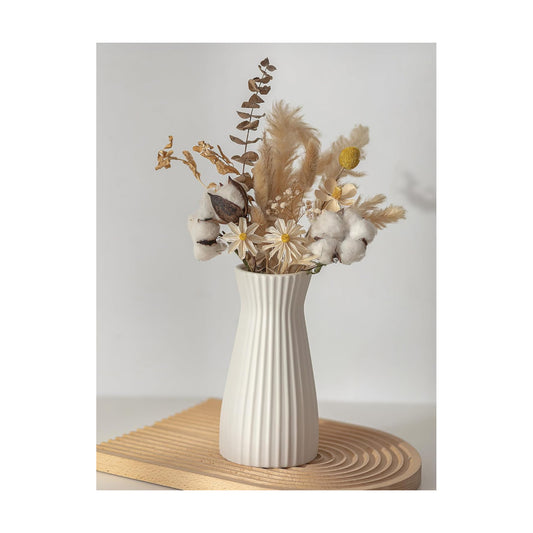 Ceramic Flower Vase / Ribbed / White