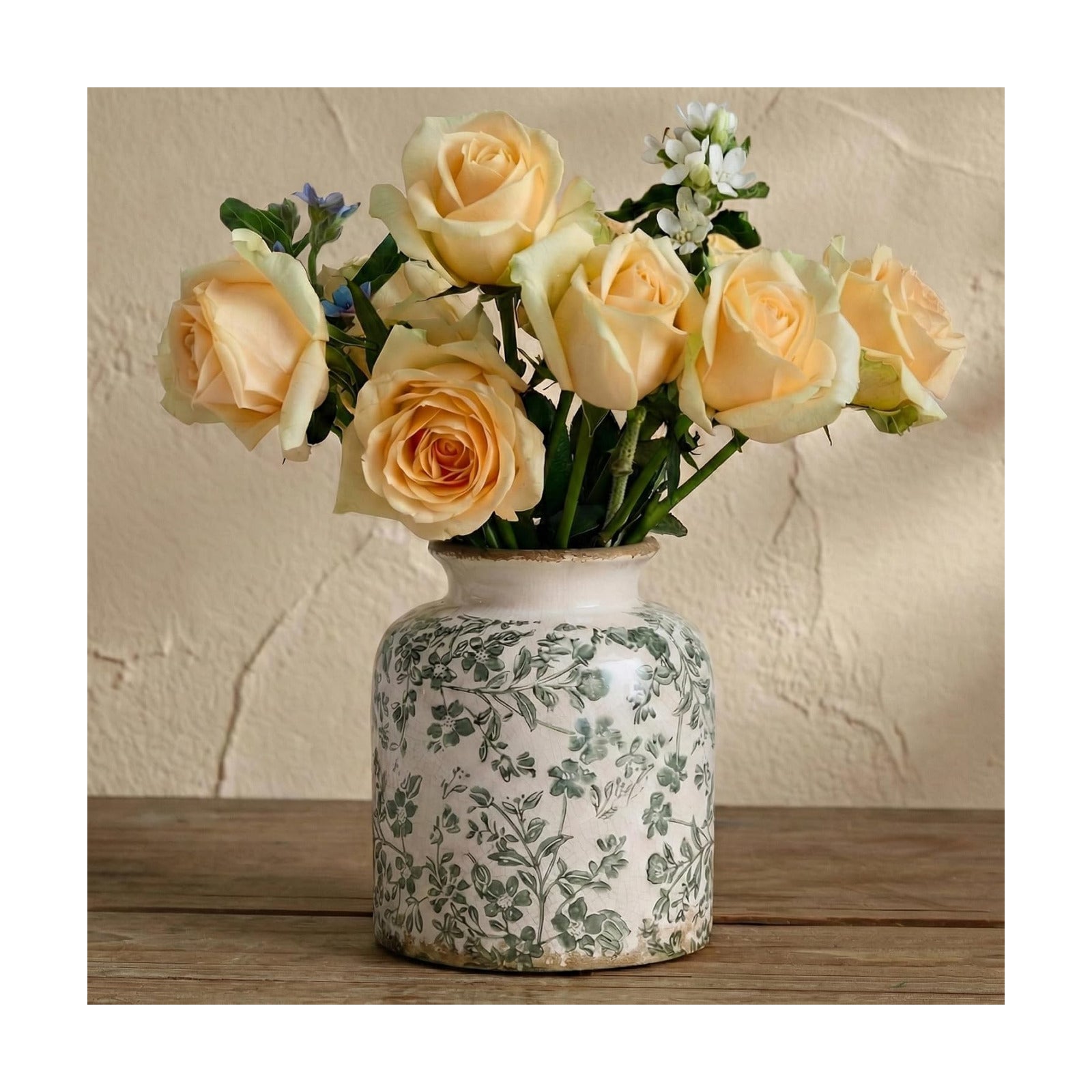 Vintage Chinoiserie Ceramic Vase / Green