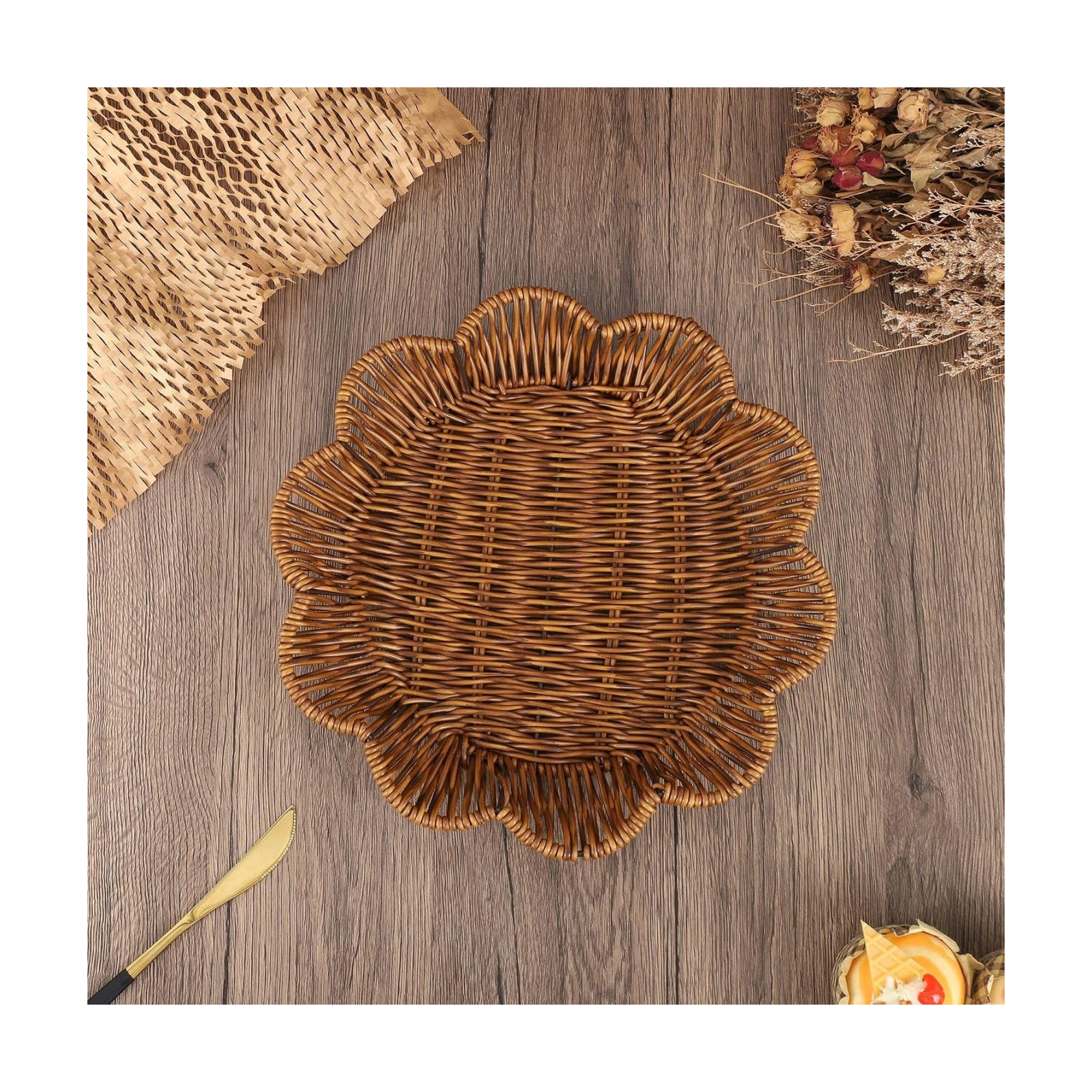 Rattan Flower Shaped Storage Bowl 11" Hand Woven Basket Tray for Bread Fruit Key Round / Natural