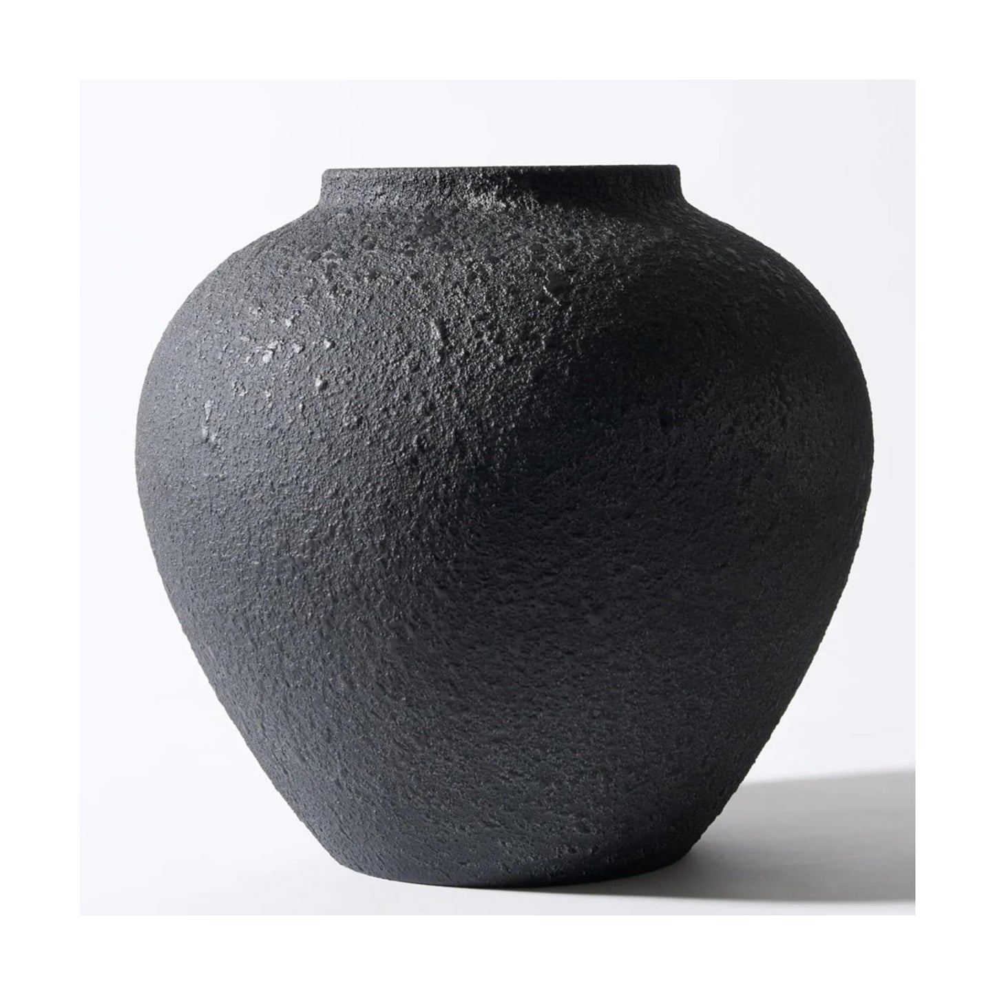SilkSerenade Large Black Round Vase for Flowers & Table Centerpieces / Black Large Round / 11 Inch