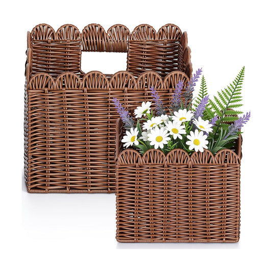 Scalloped Wicker Hanging Basket / Set of 2