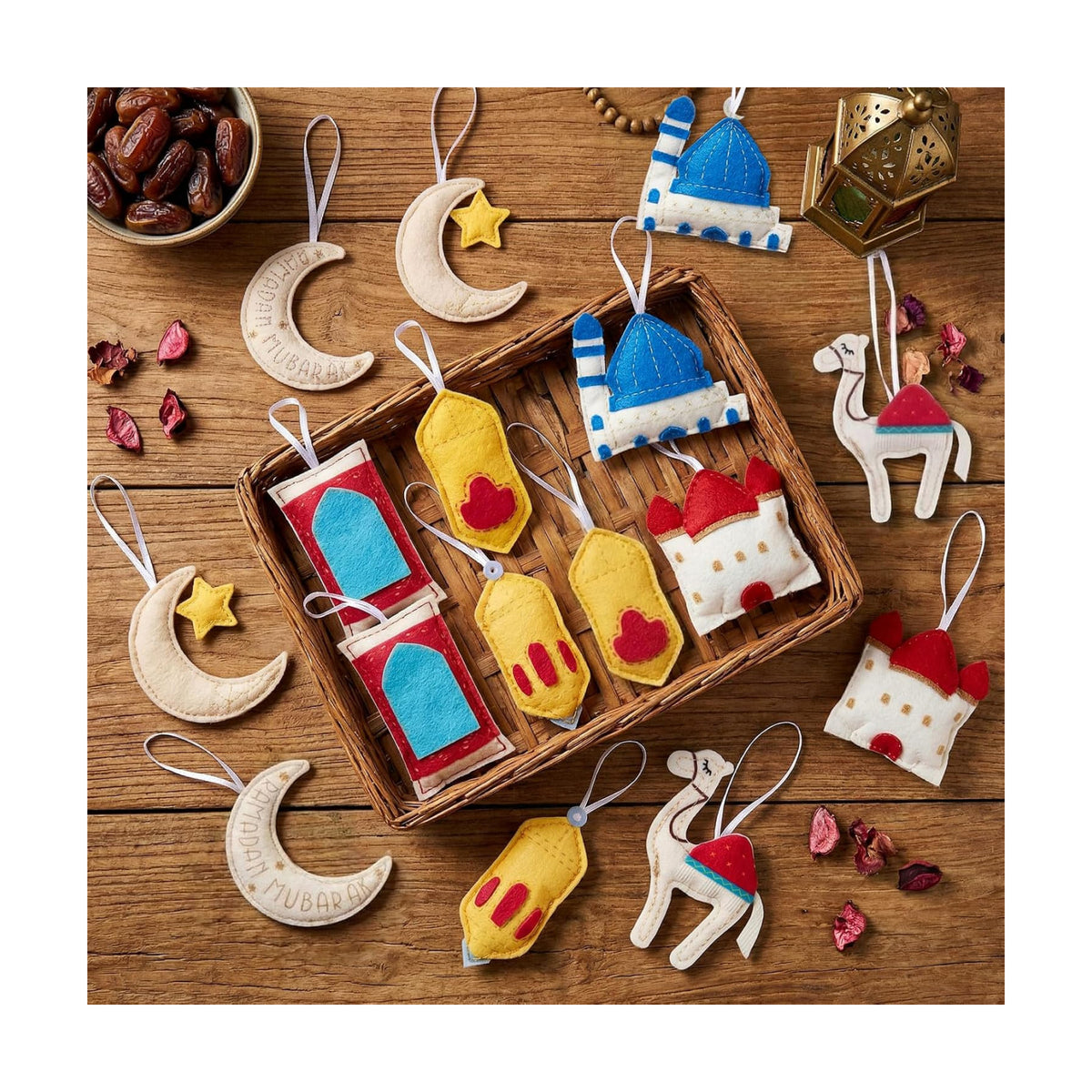 HunnmingRe 16 Pcs Ramadan Tree Ornaments 3D Felt Eid Mubarak Hanging Ornaments Ramadan Islamic Moon Star Castle Lantern Decorations for Holiday Party Door Home Wall Mantel Arts Crafts Gifts