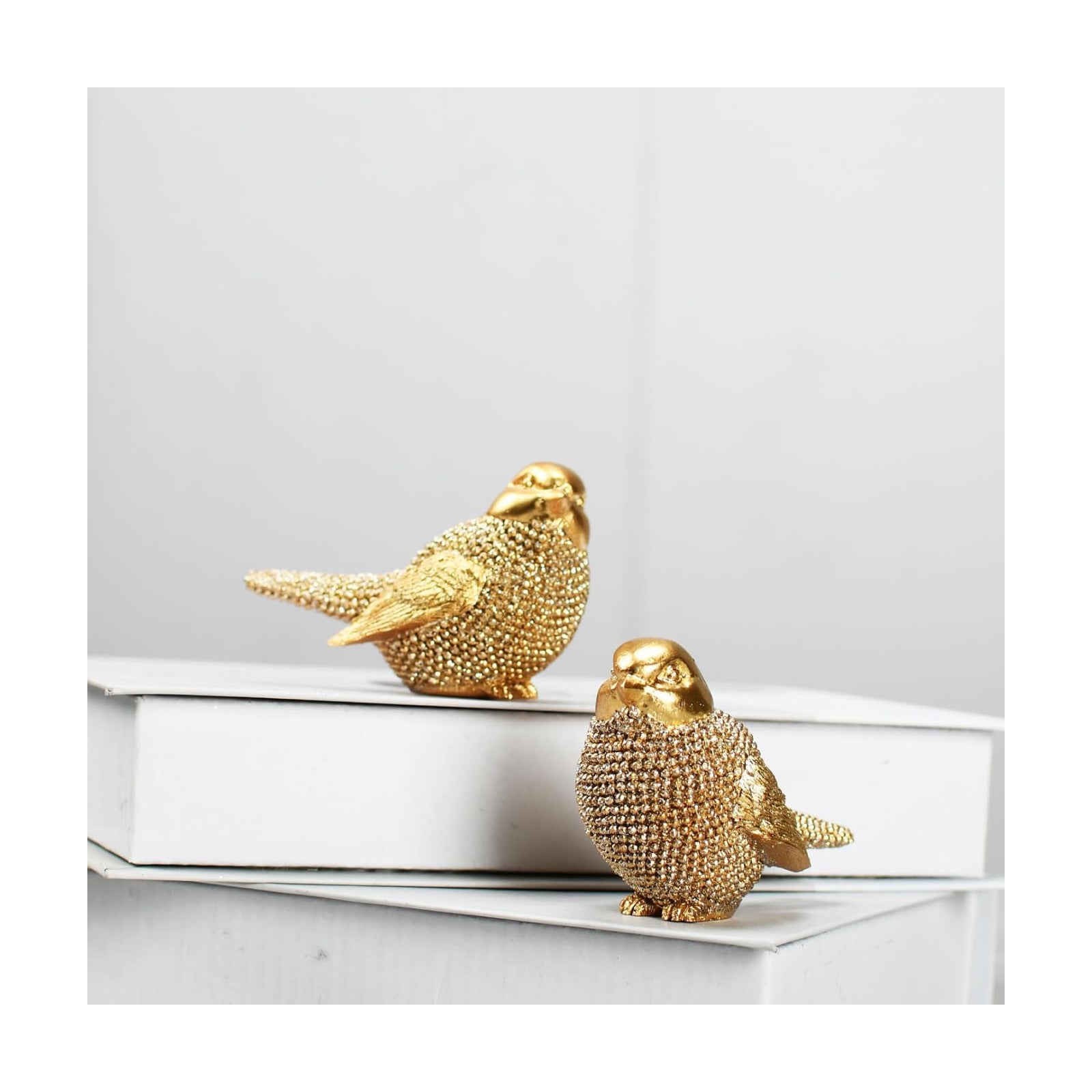 Pcs Small Birds Statues Home Decor Modern Style Decorative Ornaments / Gold / Set of 2