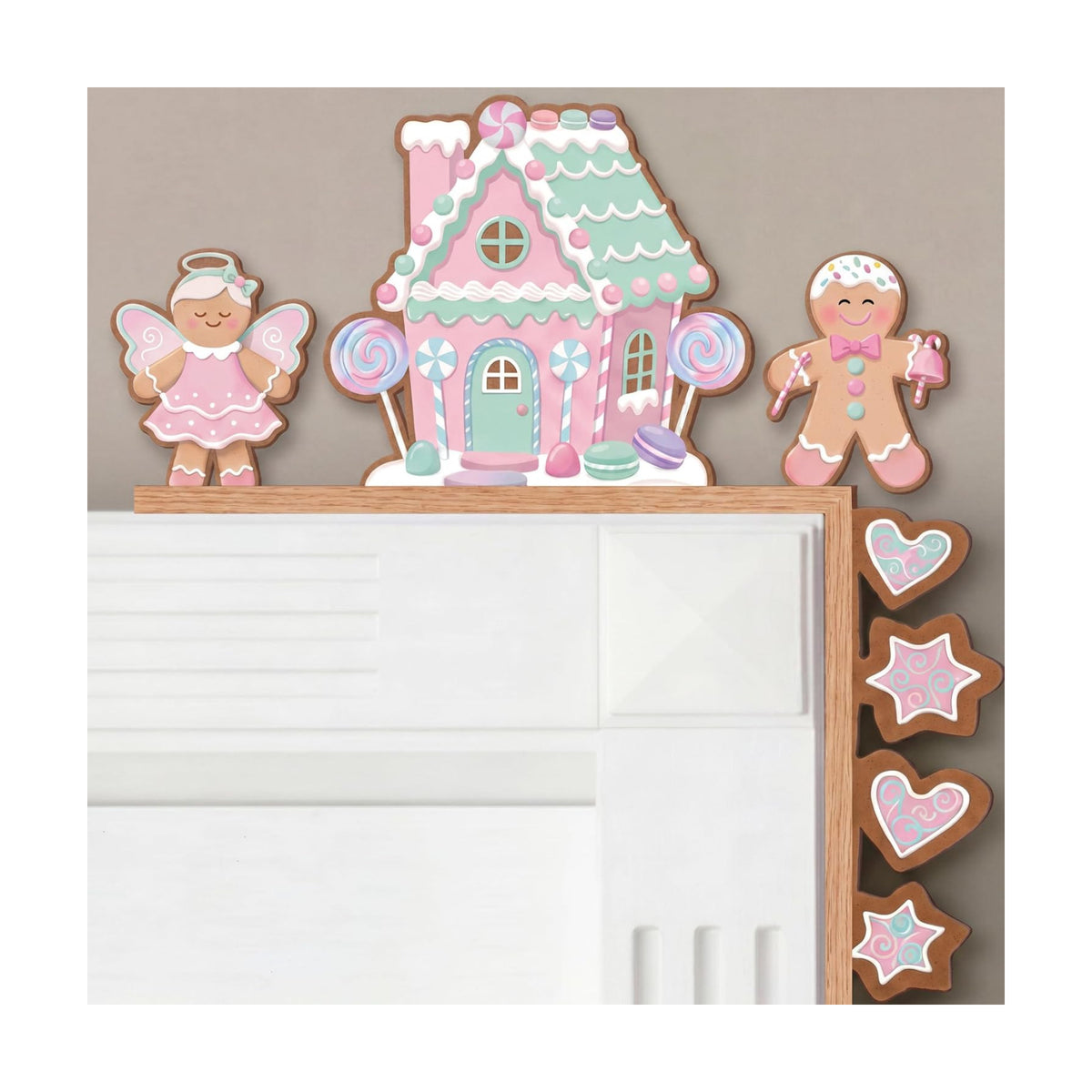 Yaocom 11.8 x 11.8 Metal Happy Christmas Door Topper, Pastel Gingerbread
