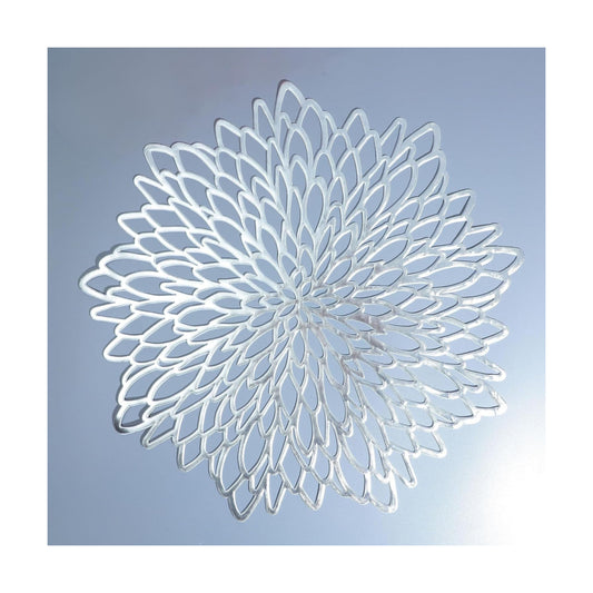 Snowkingdom 4 Pack Silver Placemats Metallic Glitter Pressed Vinyl Dinning Table Mats Decorative Round Leaf Charger for Winter Holiday Thanksgiving Christmas