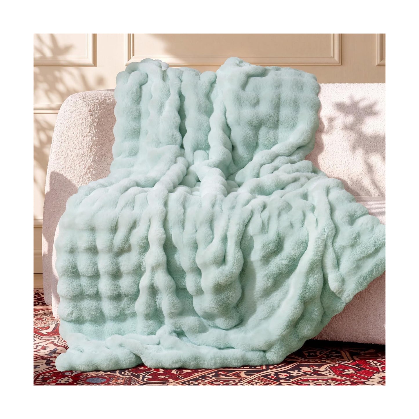 Ultra Soft Cozy Faux Fur Throw Blanket, Fuzzy Plush Thick Bubble Blanket, Oversize Luxury Fluffy Blanket for Couch